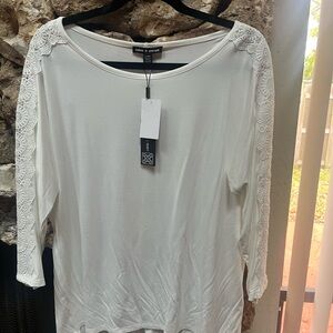 NWT Cable & Gauge Long Sleeve Lace Detail Top - White - Size L